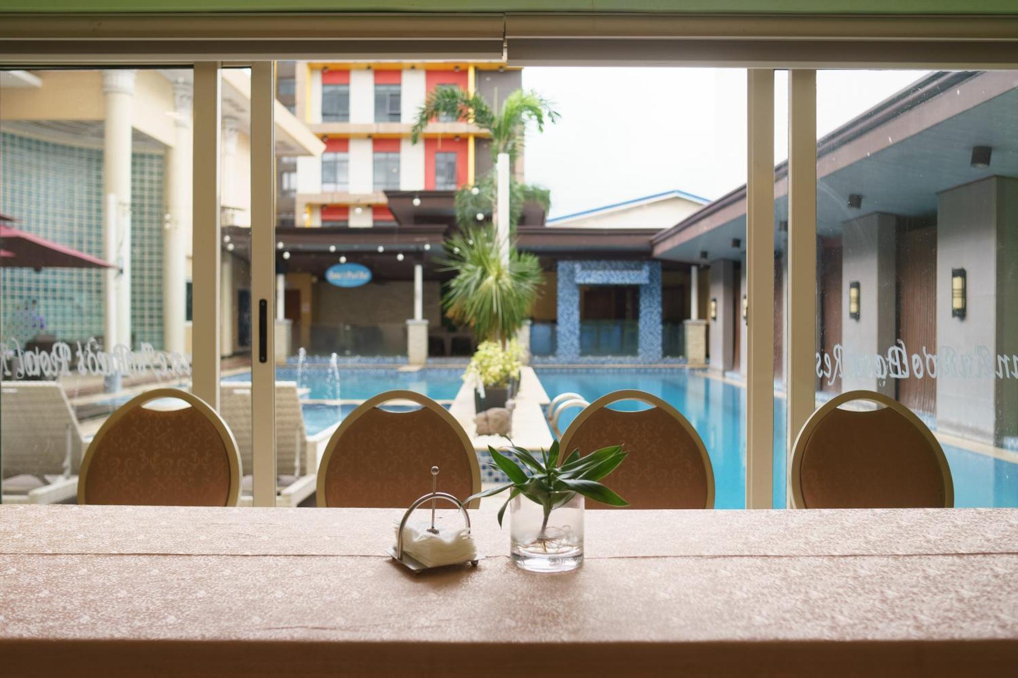 Villa Caceres Hotel Naga  Exterior foto