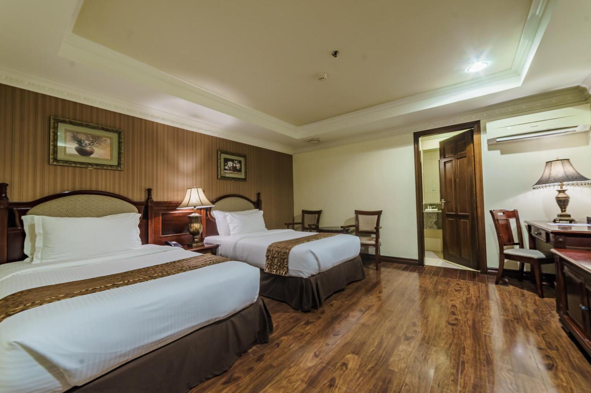 Villa Caceres Hotel Naga  Exterior foto